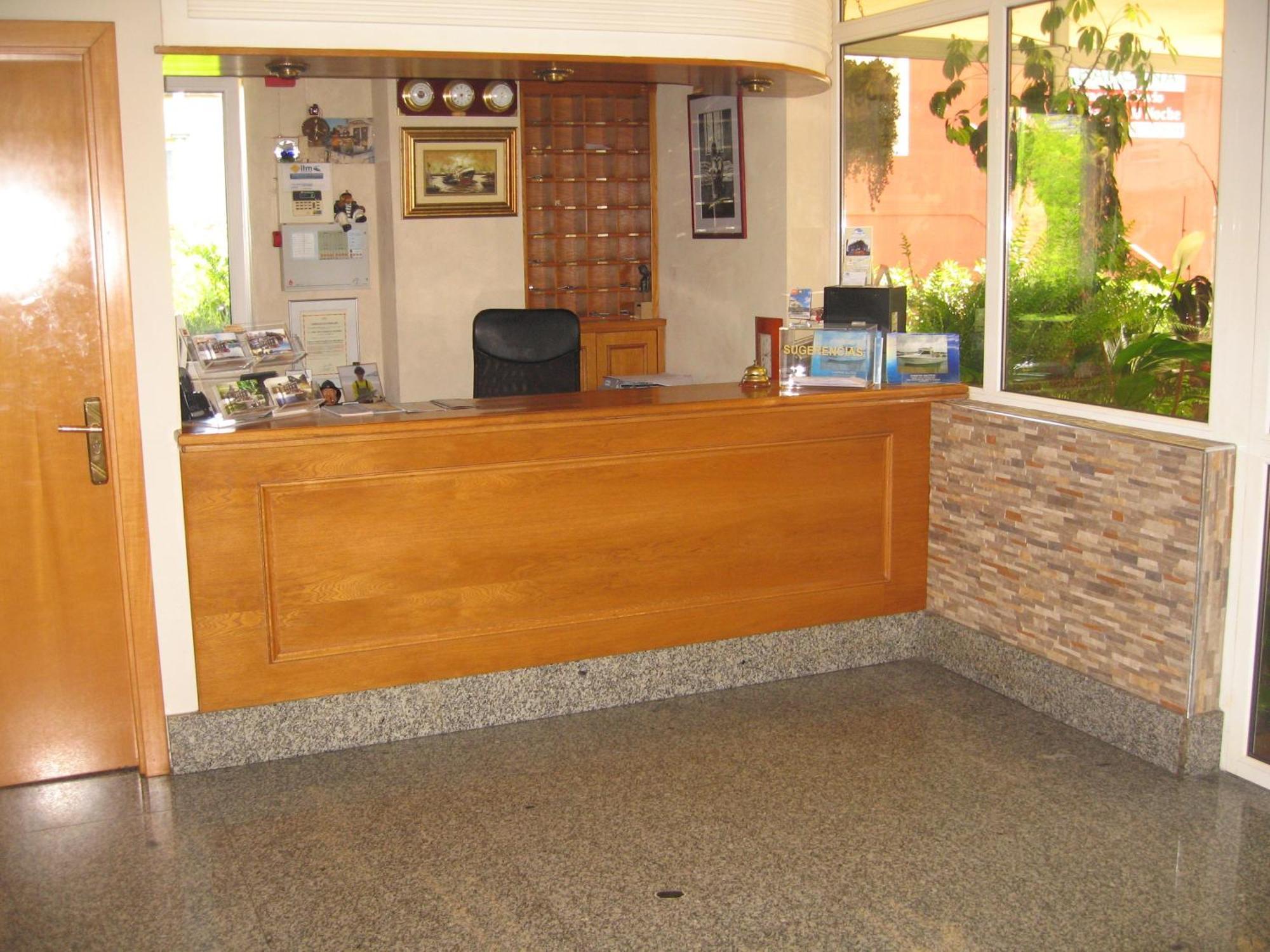 Hotel Camargo Igollo Екстериор снимка