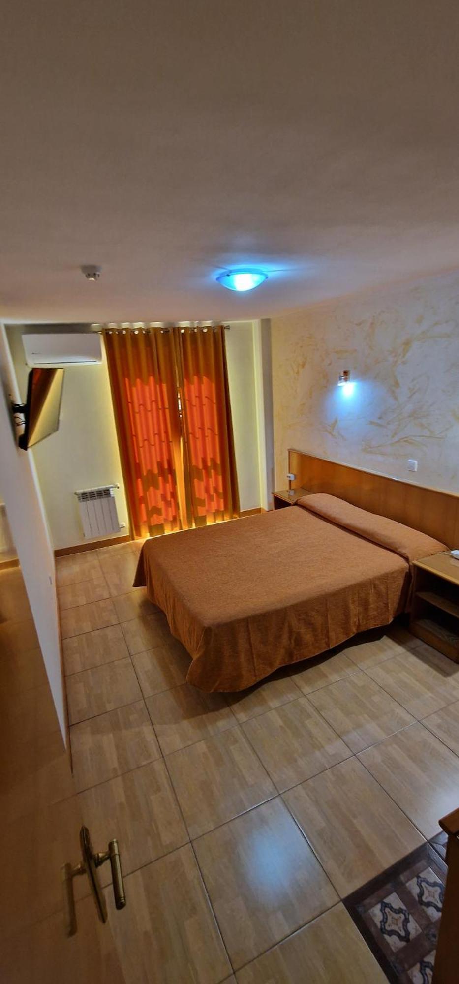 Hotel Camargo Igollo Екстериор снимка