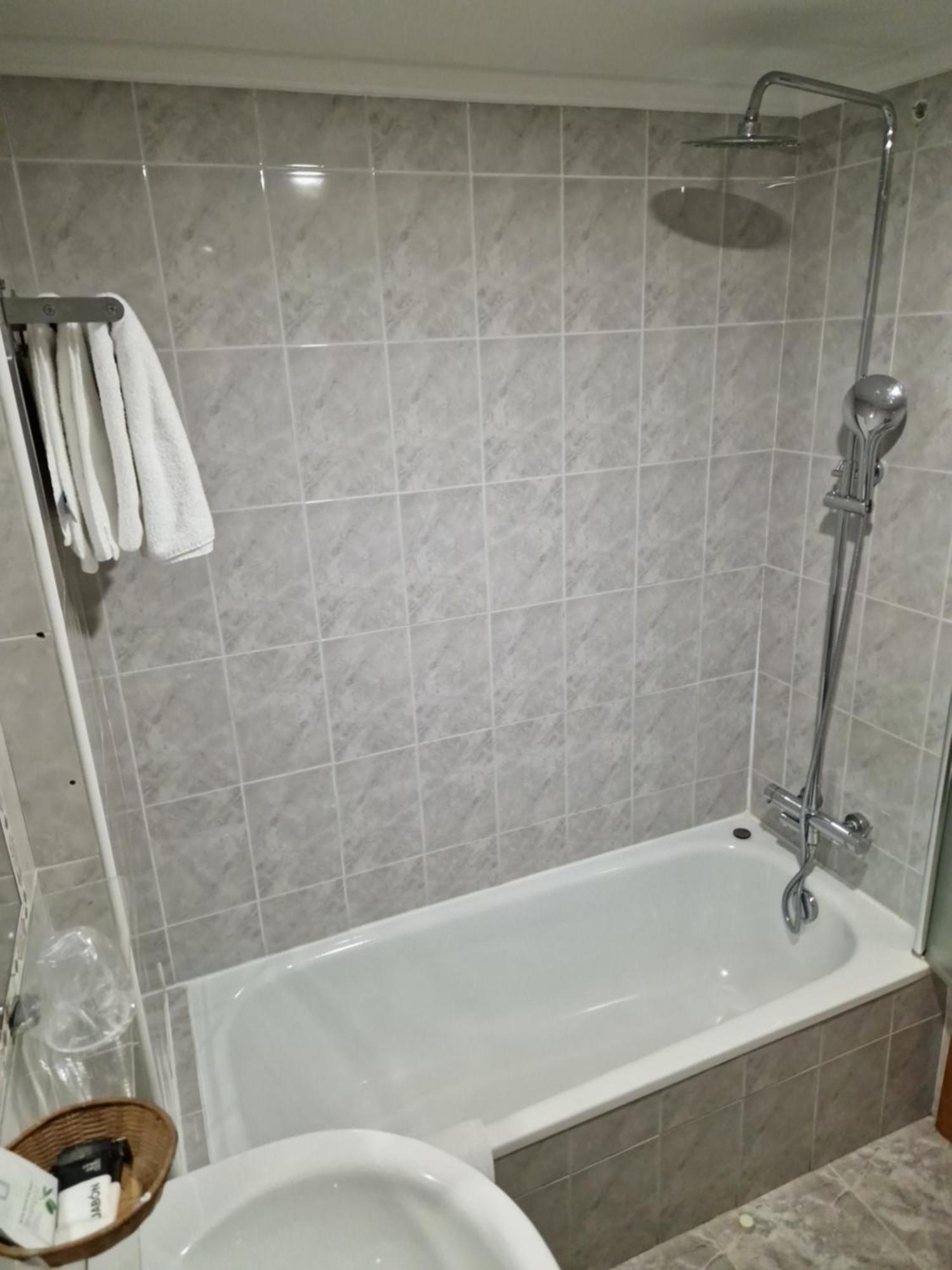 Hotel Camargo Igollo Екстериор снимка
